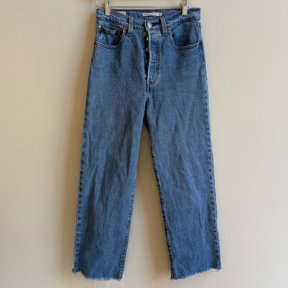 Levi's Premium Ribcage Straight Ankle Women's Jeans (Size 27)